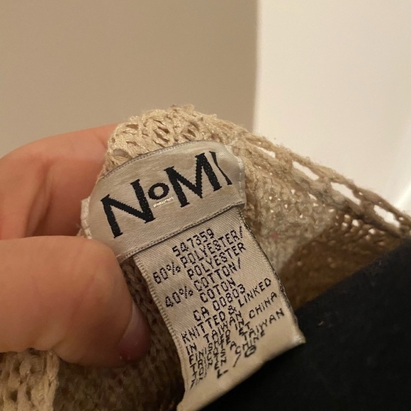 Woman Beige sweater with see trough details size L in perfect condition - Picture 5 of 6